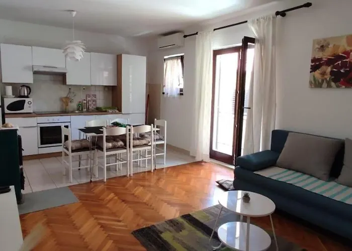 Delfin Apartments